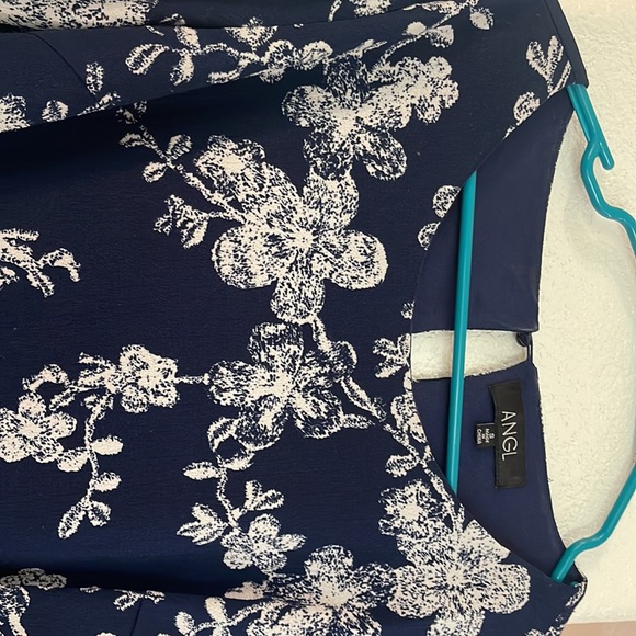 Angl small - Picture 3 of 4